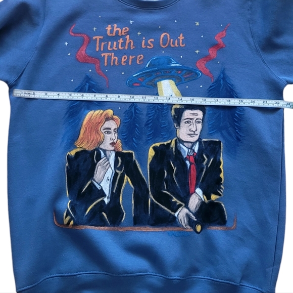 Sweater handmade painting X-Files. - Picture 4 of 6